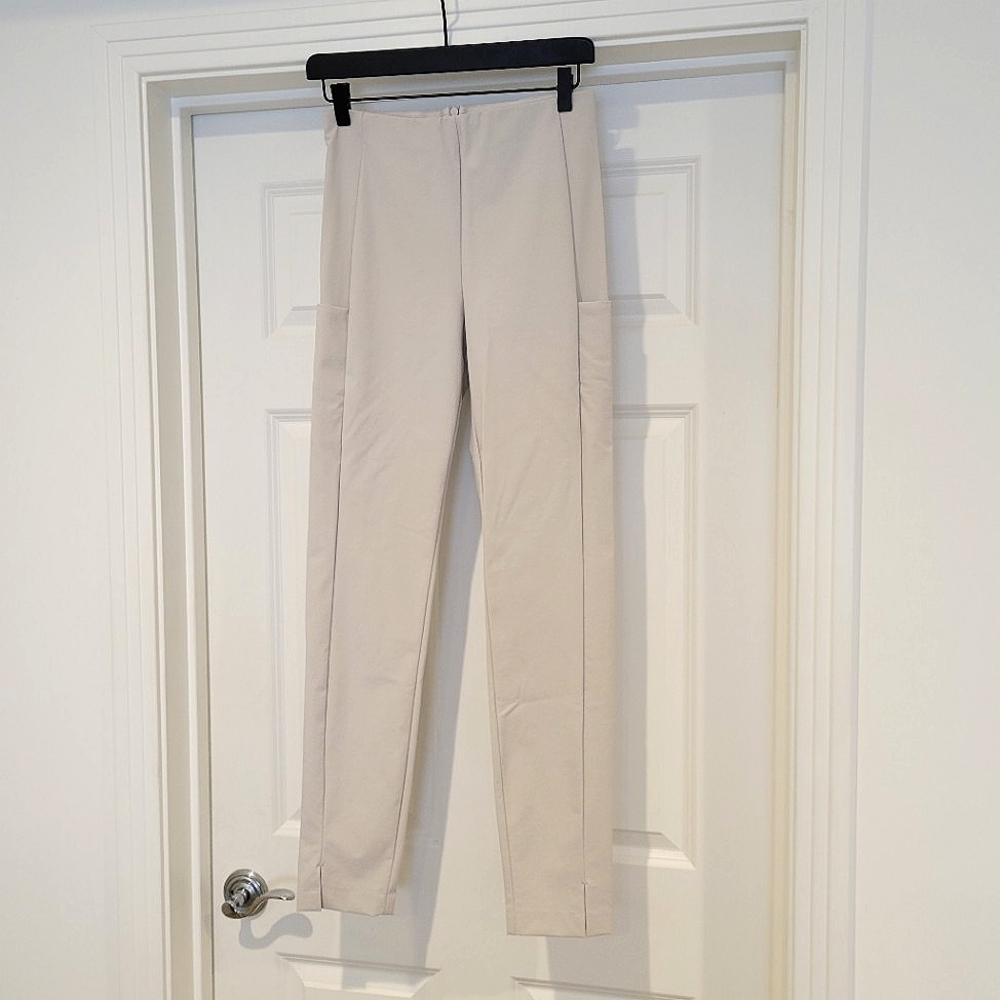 Athleta Extra Light Grey Sleek Pants NWOT